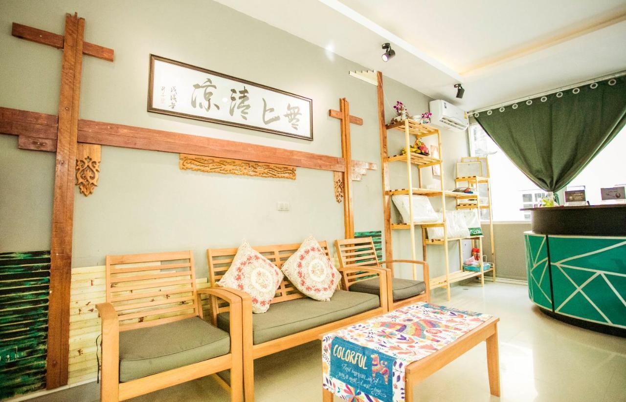Shanmen Art House Phuket Patong Exteriör bild