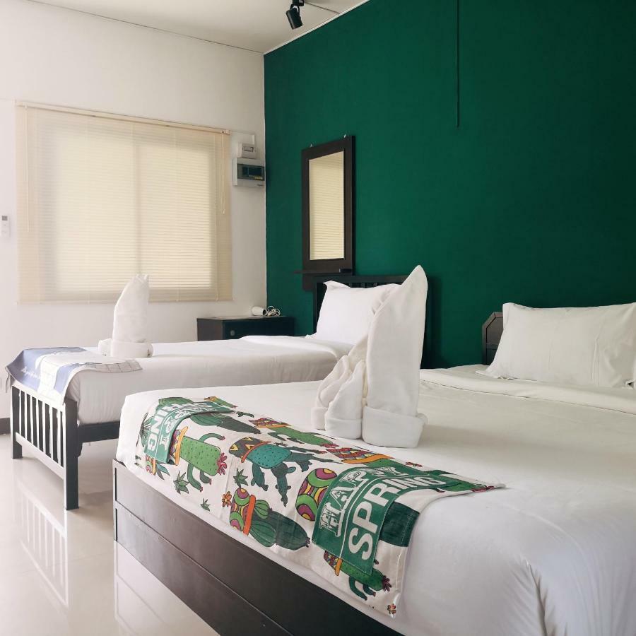 Shanmen Art House Phuket Patong Exteriör bild
