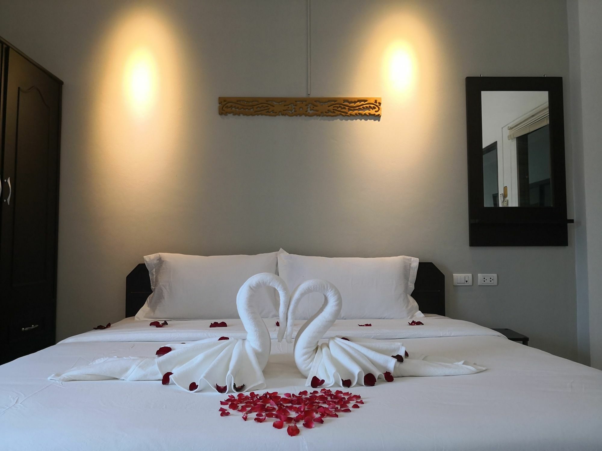 Shanmen Art House Phuket Patong Exteriör bild