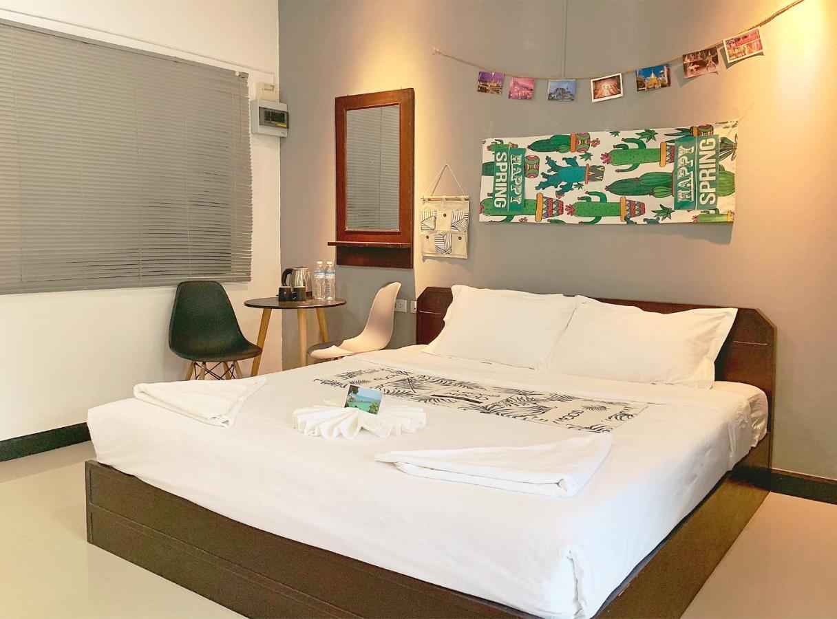 Shanmen Art House Phuket Patong Exteriör bild